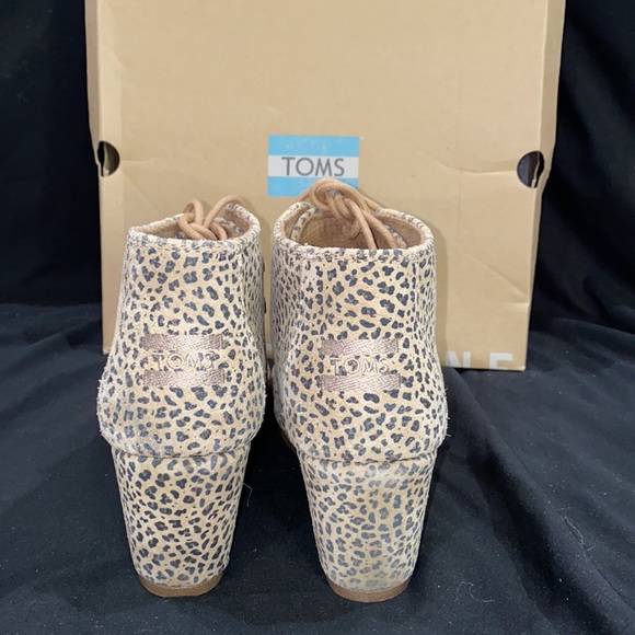 Toms wedge boots! - Picture 3 of 8